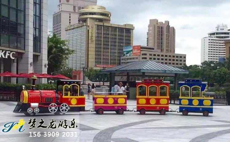 廣場(chǎng)游樂設(shè)備